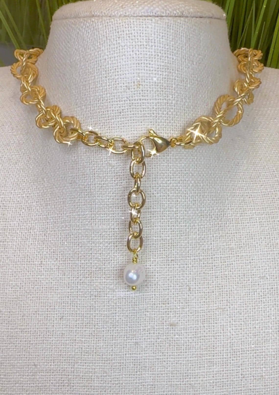 Equestrian Equine Horse Snaffle Bit, D-Ring, Crystal Mariner Link--Matte Gold Rope Chain Necklace